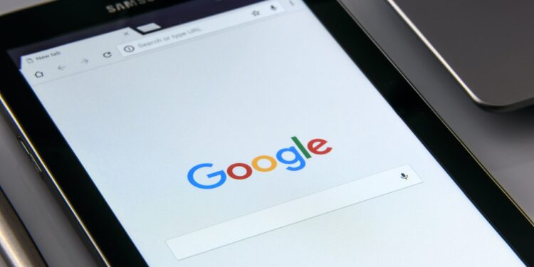 Czym są lokalne przewodniki Google? - Newsy google